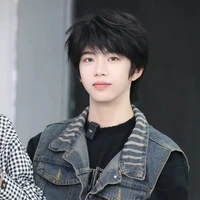 Trương Hàm Thụy_hắn