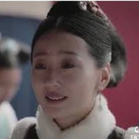 Tố Luyện_ nha hoàn của Hoàng hậu