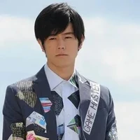 Dan Kuroto🦁-E Hoa Hồng