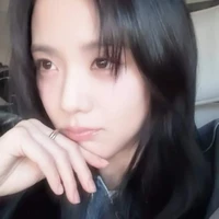 Kim Jisoo[chị]