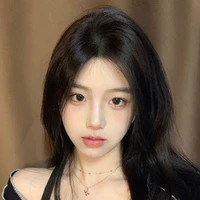 Lee Hyena(bạn ktx Chae)