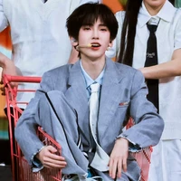 kỳ Hàm_em
