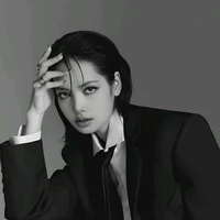 Lalisa Manobal