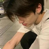 Nam Khánh. (@Nkhanh_iue)