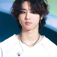 Han Jisung [Cậu]