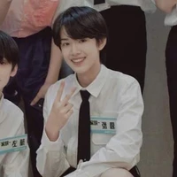 Trương Cực•Anh•|Hồi nhỏ