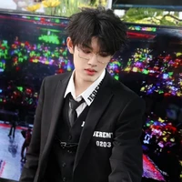 Trương Cực ( TOP )