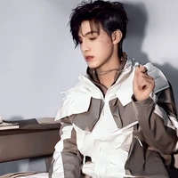 Trương Trạch Vũ ( TOP )