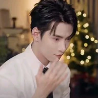 Hùng Huỳnh