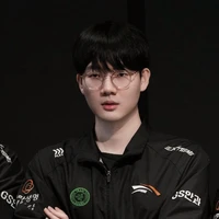 Park Do Hyoen (Viper)