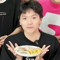 Nguyễn Thanh Lâm ( Thánh Bào )