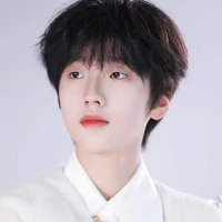 Nhiếp Vĩ Thần