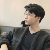 Trần Vĩ Đông
