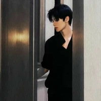 Mặc Văn Hàn_hắn