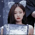 JENNIE