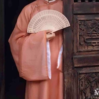 PHƯƠNG TƯ LIỄU (cô cả)