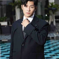 Nguyễn Tuấn Kiệt-Gin Tuấn Kiệt-