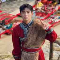 Hùng Huỳnh