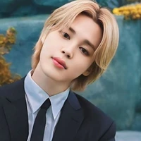 jimin ( mẹ của hopekooklin)