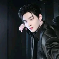 Hùng Huỳnh