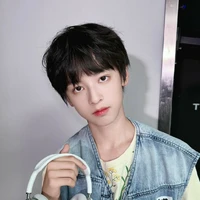 Dương Hàm Bác