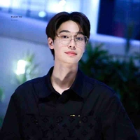 Dew Jirawat Sutivanichsak