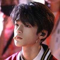 Uông Tuấn Hy-anh