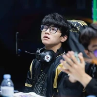 Nguyễn Quốc Hận(NQúy)