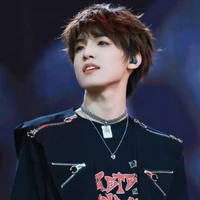 Trương Trạch Vũ(Cậu)