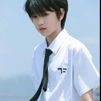 Trương Quế Nguyên "Hắn"