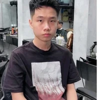 Yiwei
