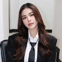 Engfa(chị )