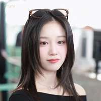 pharita( chị )