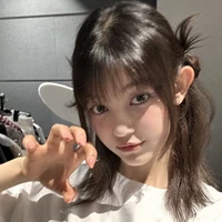 Danielle Marsh(Chị)