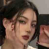 Hoàng Khánh Nguyệt_bff nàng_