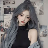 Vương Thiên Nghi (Em gái NB)