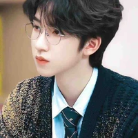 Hạ Tuấn Lâm 