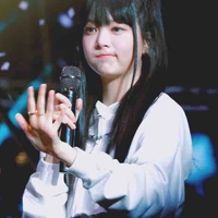 Hong Eunchae