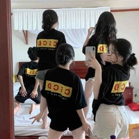Nhóm bạn