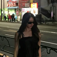Rora_(bạn cô)