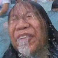 Cô gái đuối nước:)))