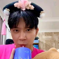 Công Vinh- Lạc Lạc