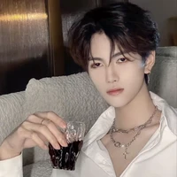 Hoàng Phi Thần (công9)