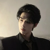 Kỷ Lục Quân (ba nữ9)