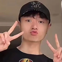 Nguyễn Nhật Phát - Young Ban