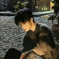 Nguyễn Gia Long ( ah trai n9 )