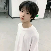 ZhangYiRan_Đẹp trai nhưng giàu