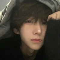 Dương Lâm Nhất ( em nu9 )