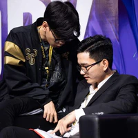 Huỳnh Trung Hiếu•thầy titan•