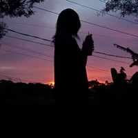 nv nữ bí ẩn